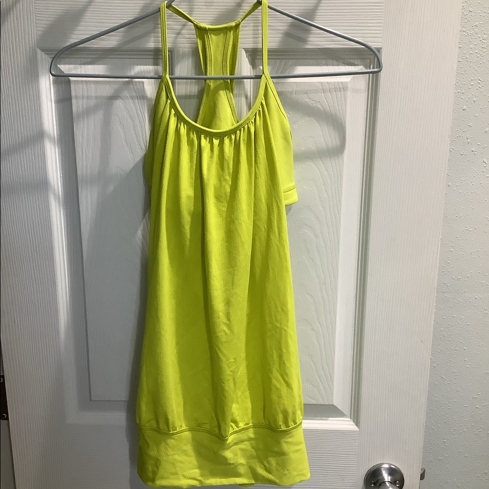 Green lululemon no limit tank with bra 4
